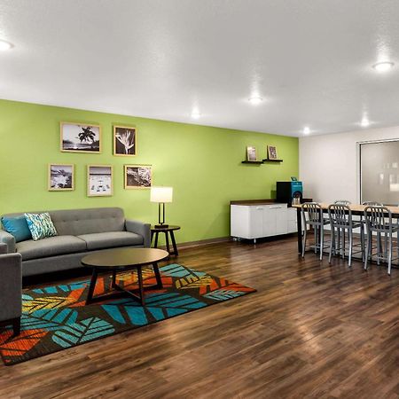 Woodspring Suites Port St Lucie Port St. Lucie Exterior foto