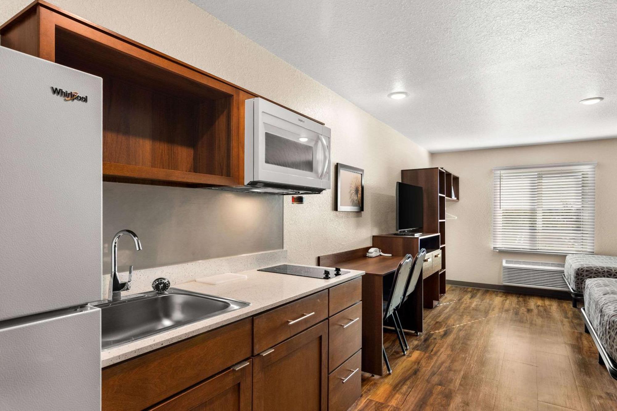Woodspring Suites Port St Lucie Port St. Lucie Exterior foto